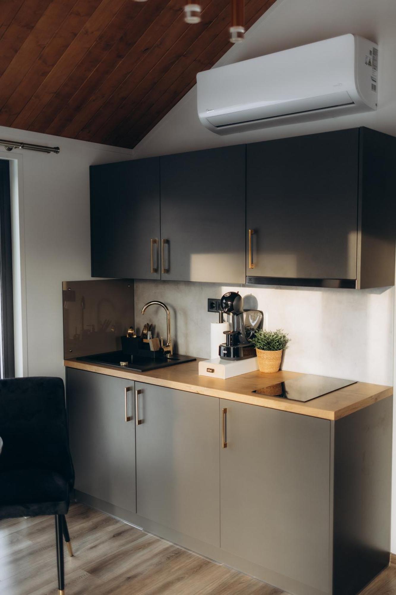 Atputas Komplekss Pazust Priedes - Sunset House Bernāti Buitenkant foto