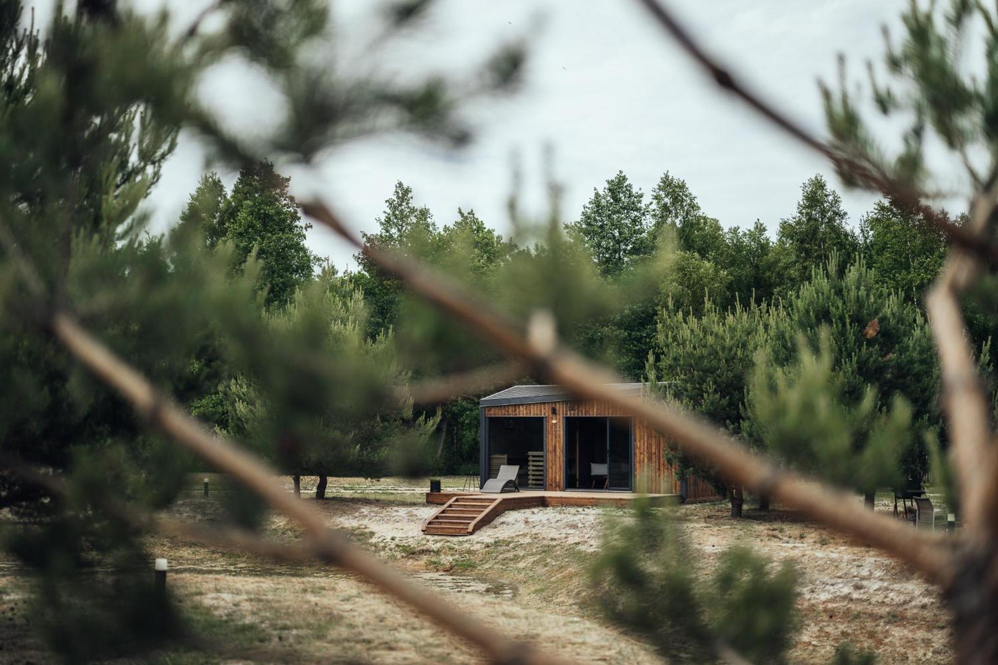 Atputas Komplekss Pazust Priedes - Sunset House Bernāti Buitenkant foto